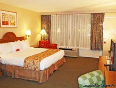 Ramada By Wyndham Asheville / Biltmore West 外观 照片