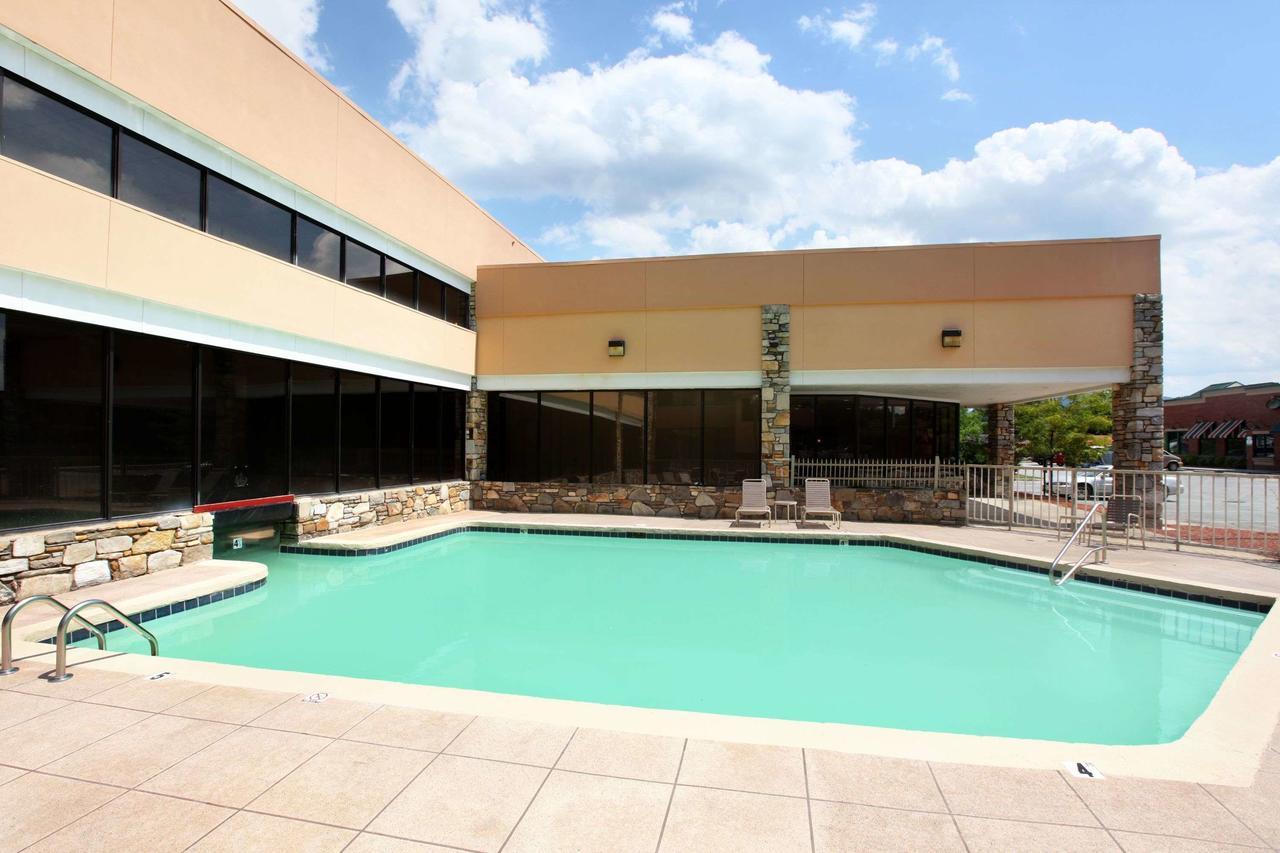 Ramada By Wyndham Asheville / Biltmore West 设施 照片
